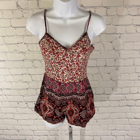 Hollister Pants - Hollister Paisley Pink Sleeveless Romper Side Zip